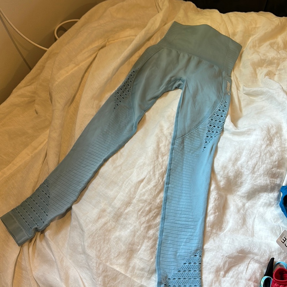 Gymshark XS Energy Seamless Leggings- NEW high waisted, full length- very cute!!